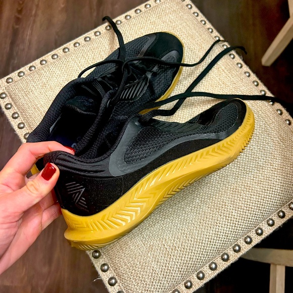 R.A.D Training Shoe - Picture 3 of 3